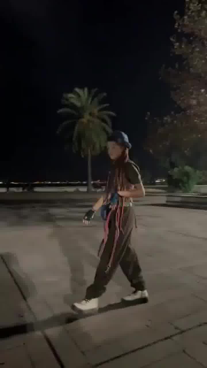 לא הכיוון שחשבנו שהסרטון הזה יילך אליו, אבל בסדר
