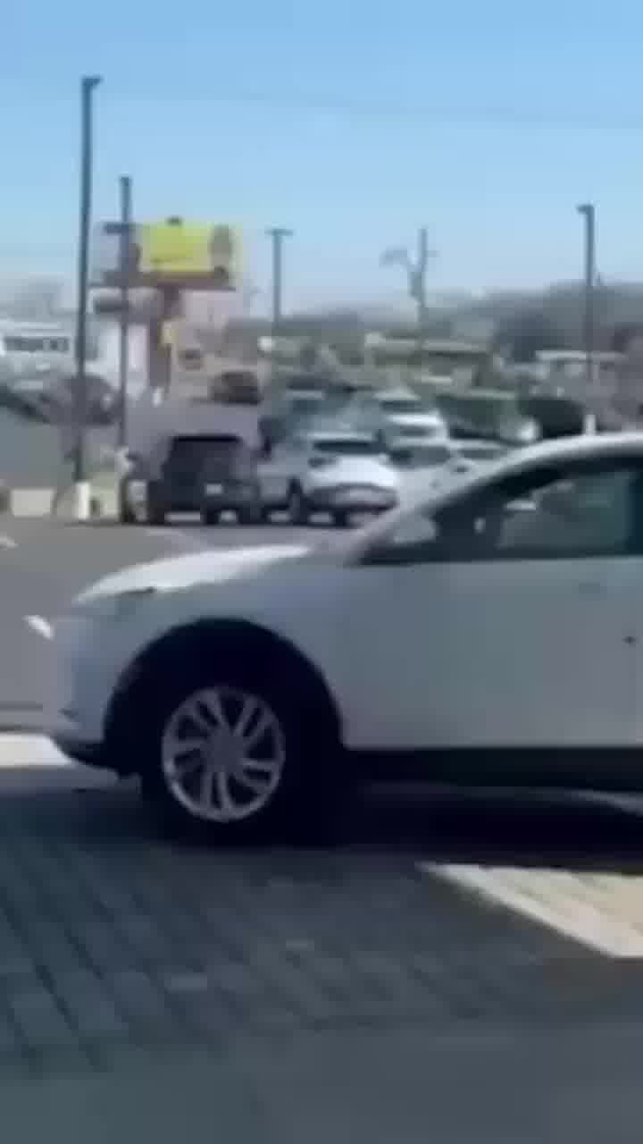 ארה״ב: מטוס פרטי ביצע נחיתת חירום באמצע כביש בג׳ורג׳יה