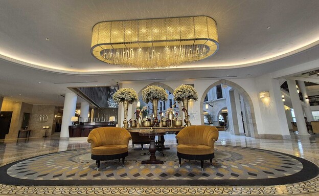 אזור ישיבה וולדורף אסטוריה ירושלים