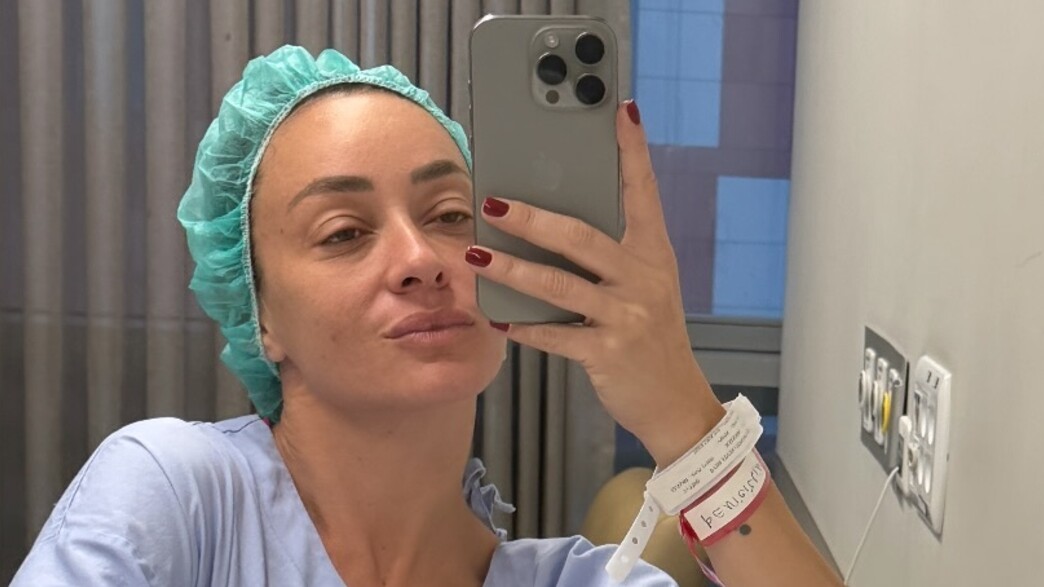 אנה ארונוב ניתוח