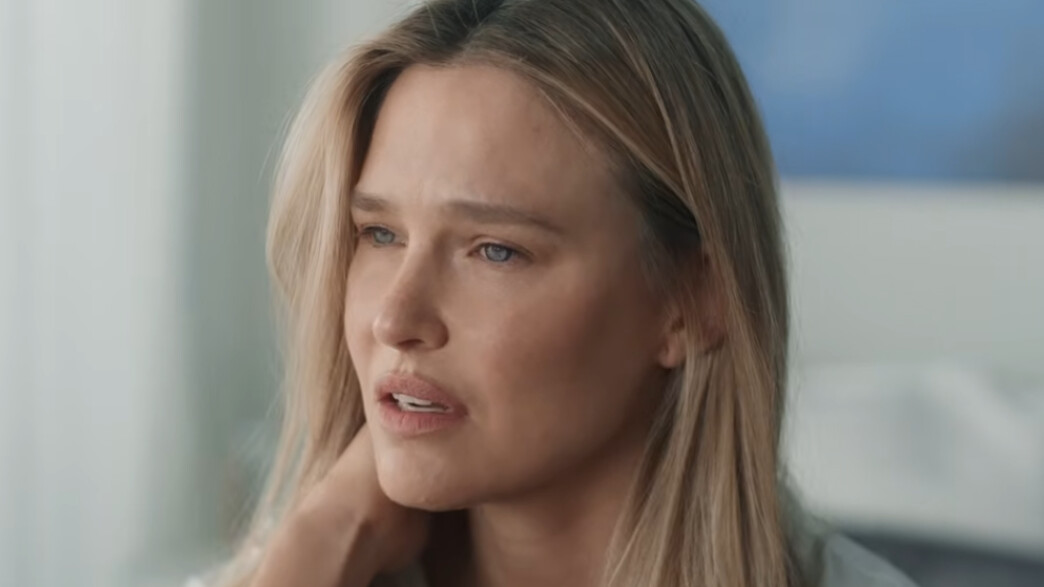 בר רפאלי בקליפ לשיר של עברי לידר "אין לך מילה"