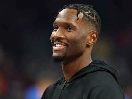 מה מונע ממנו לחתום בהפועל ת