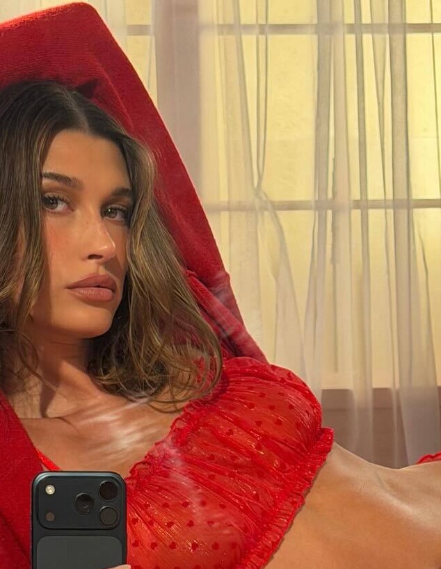 היילי חגיגית