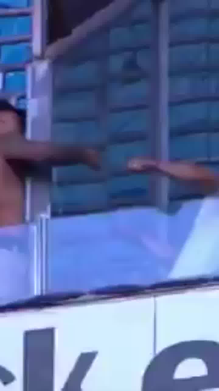 והפעם בפינתנו דברים שקורים רק בכדורגל בברזיל