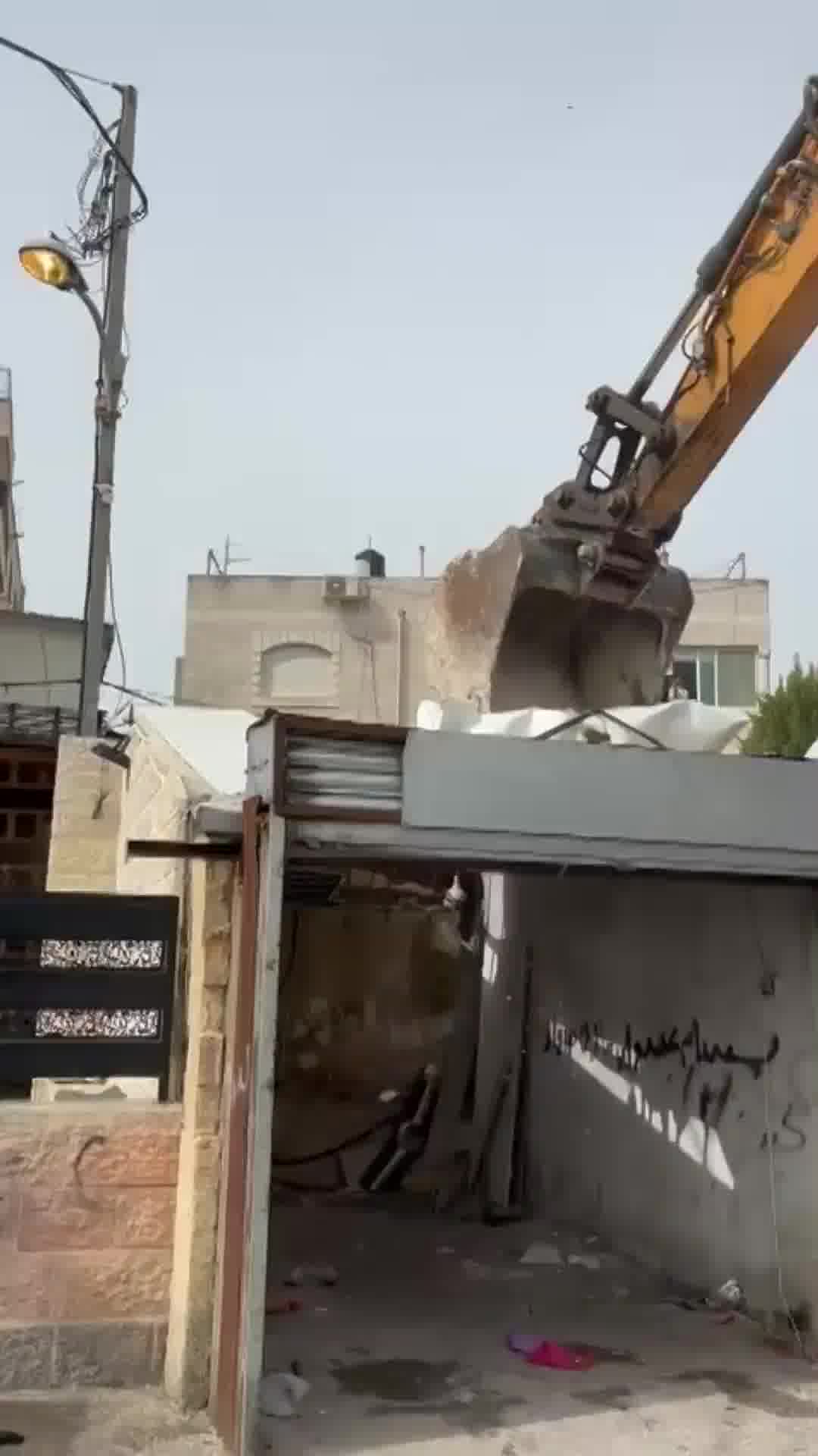 הריסת מבנים לא חוקיים בשטח במזרח ירושלים