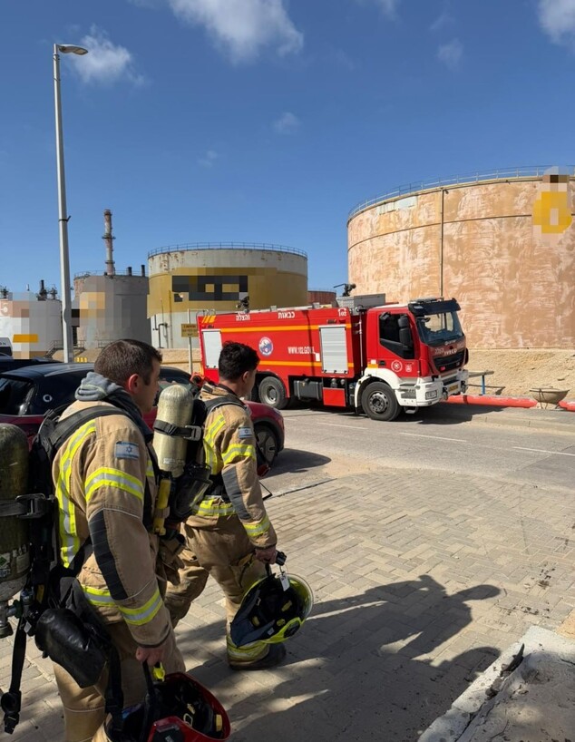 כוחות כבאות והצלה בזירה באשדוד