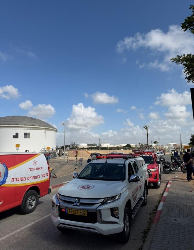 כוחות כבאות והצלה בזירה באשדוד