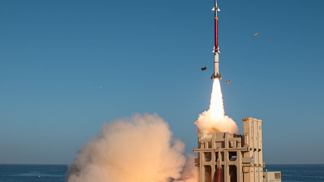 סדרת ניסויים במערכת קלע דוד