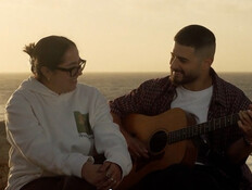 הסיפורים מאחורי השירים: 