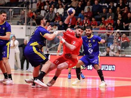 לדרבי חוקים משלו (צילום: הדר ואן קולא, איגוד הכדוריד) (צילום: ספורט 5)