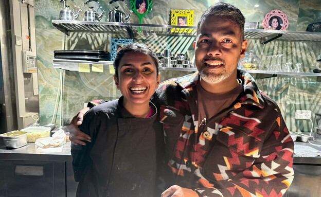 בני הזוג מוזס. קפה בוליווד בני הזוג מוזס. קפה בוליווד