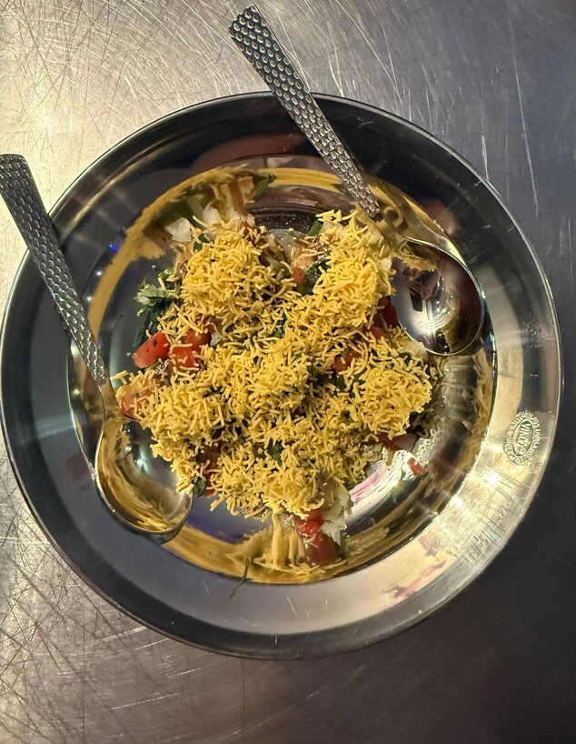 סב פורי. קפה בוליווד סב פורי. קפה בוליווד