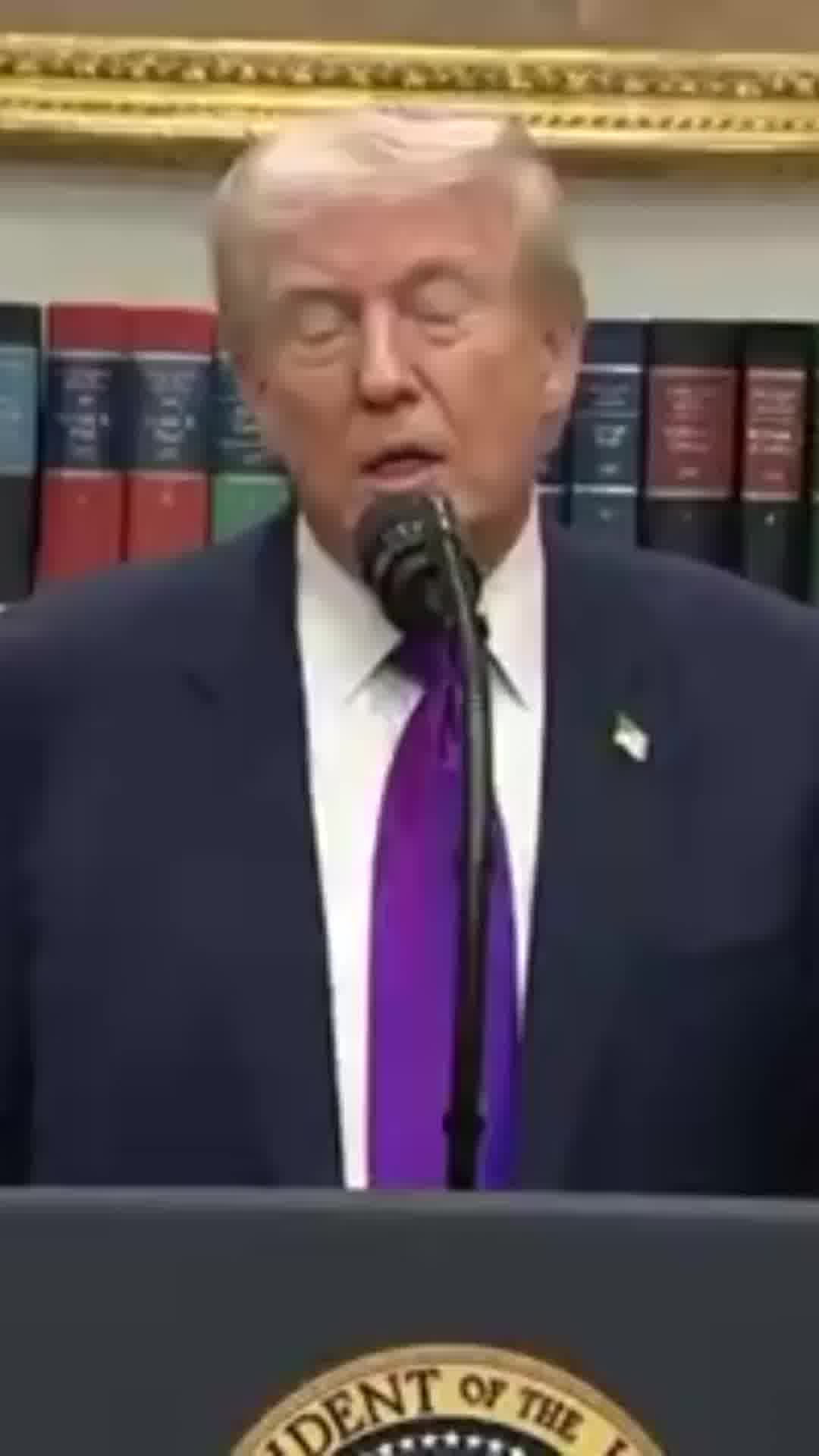 טראמפ: הנשיא הרצוג צריך להתבייש על כך שלא נתן חנינה לנתניהו
