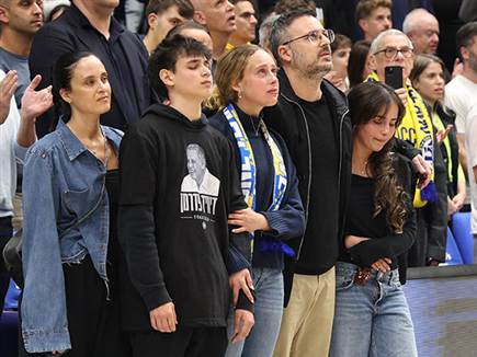 משפחת פדרמן הגיעה להיכל (אלן שיבר)