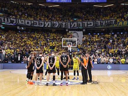דקה הדומיה לפני פתיחת המשחק (אלן שיבר)