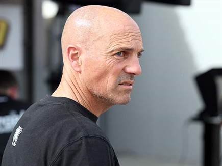 זיו אריה מסובך בתחתית (צילום: אלן שיבר)