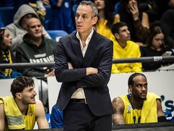 (עודד קרני) (צילום: ספורט 5)