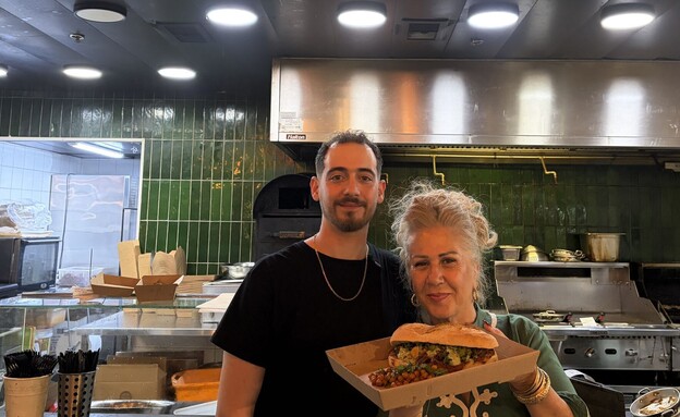 מנה משלה שרונה מרקט. סמדי בומבה פיתה בסטה מנה משלה שרונה מרקט. סמדי בומבה פיתה בסטה