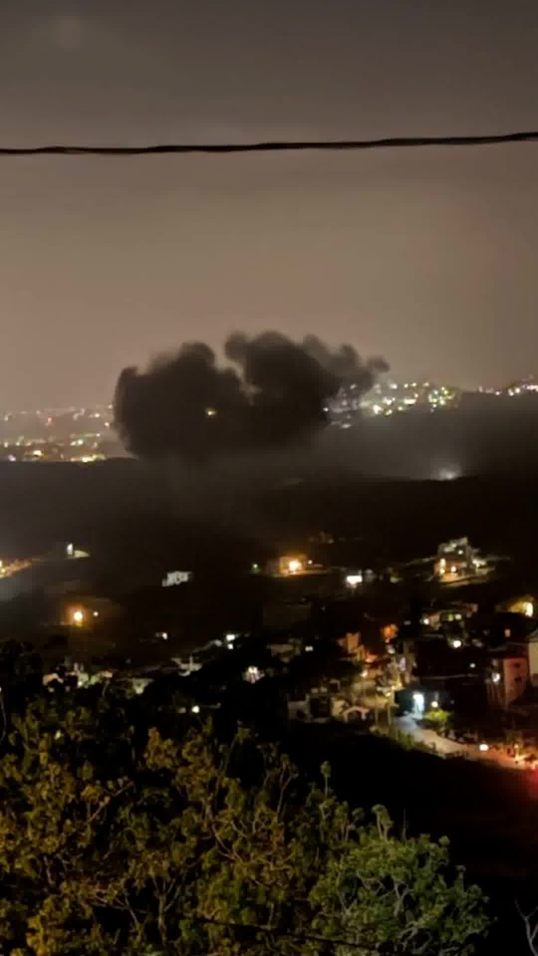 כעת: צה"ל תוקף יעדי חיזבאללה בדרום לבנון