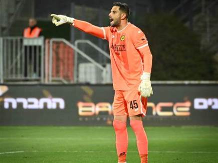 כמעט ולא נגע בכדור. אנטמן (ברני ארדוב)