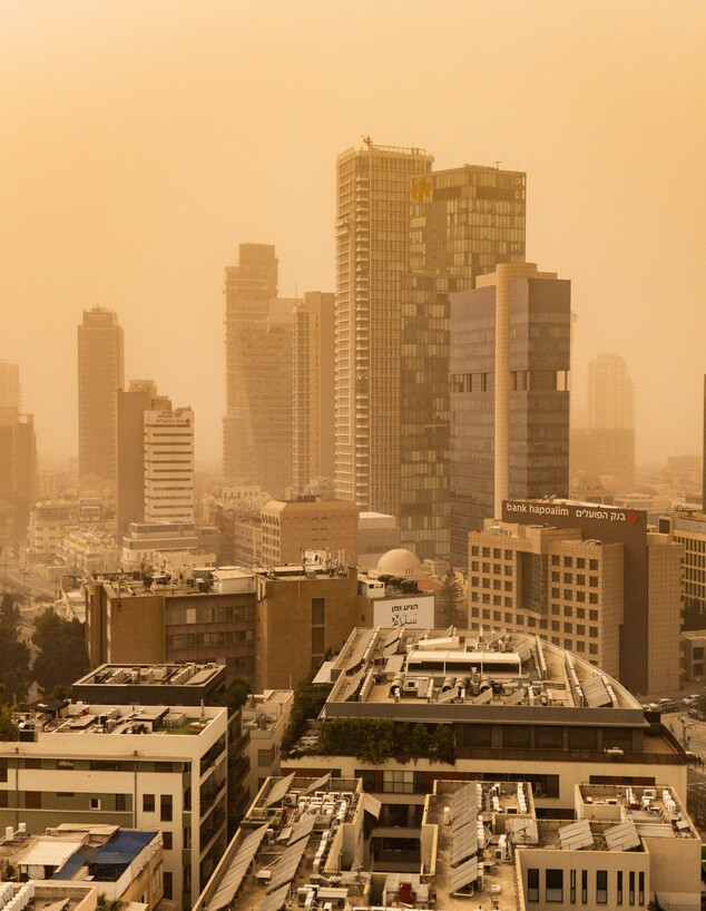 אובך כבד בתל אביב