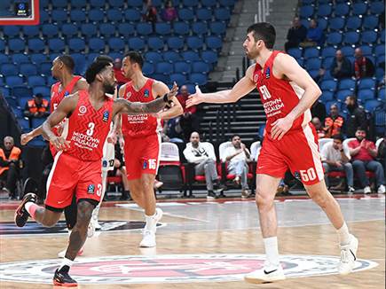 &ldquo;זוסמן יכול להיות חלק מכל סגל ביורוליג&ldquo; (ברני ארדוב) (צילום: ספורט 5)