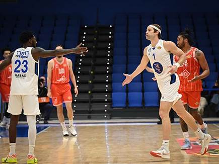 למרות שוורקמן והחברים נאבקו להישאר במשחק (ברני ארדוב)