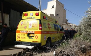 זירת הרצח הכפול באום אל-פחם (צילום: תיעוד מבצעי מד"א)