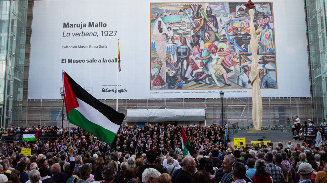 הפגנה פרו-פלסטינית ליד מוזיאון ריינה סופיה במדריד
