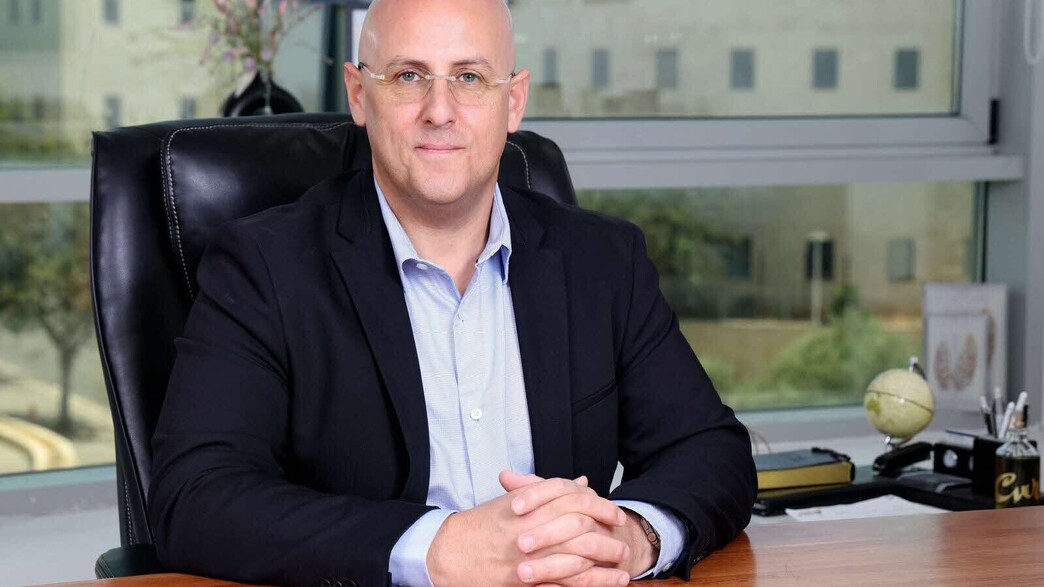 רואה החשבון צחי מנע