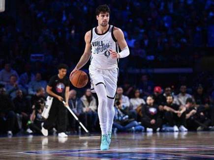 Kyusung Gong/NBAE via Getty Images Kyusung Gong/NBAE via Getty Images