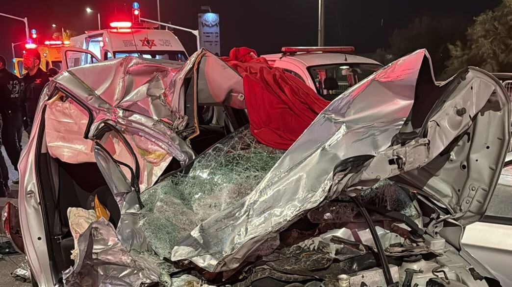 מכונית מרוסקת בתאונת דרכים קטלנית סמוך לנתיבות מכונית מרוסקת בתאונת דרכים קטלנית סמוך לנתיבות
