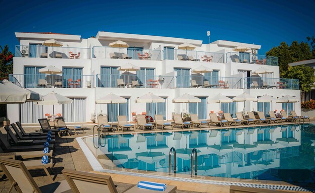 הכפר היווני, ריזורט חדש וכשר בקפריסין