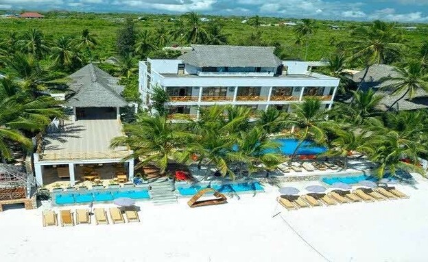 ריזורט סקי אנד סנד זנזיבר