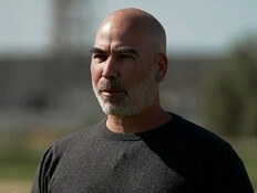 המבקר | האינטרסים שקידם מנכ