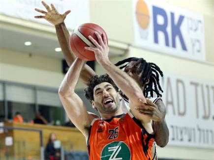 קפלן נתן את הטון מהפתיחה (אלן שיבר)