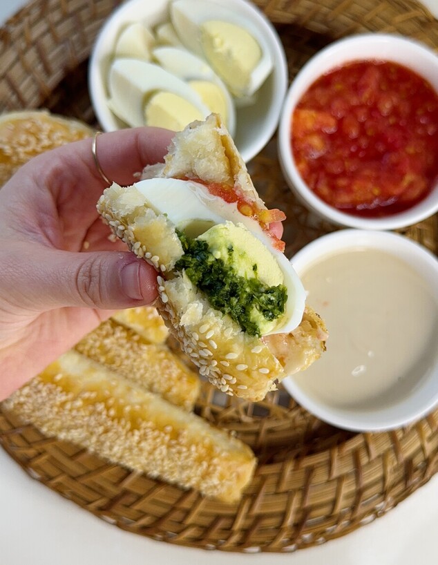 זיווה. מילוי מבעבע של גבינות