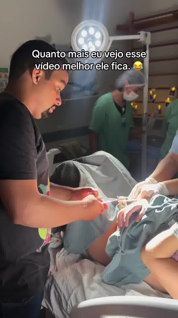 גברים זה מקרה אבוד, במיוחד בחדר הלידה