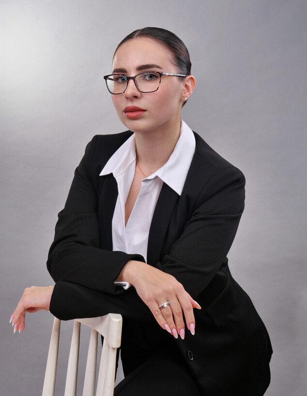 עו"ד ג'ני אזרייב