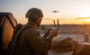 שימוש ברחפנים על ידי כוחות צה"ל בגזרות הלחימה (צילום: דובר צה"ל)