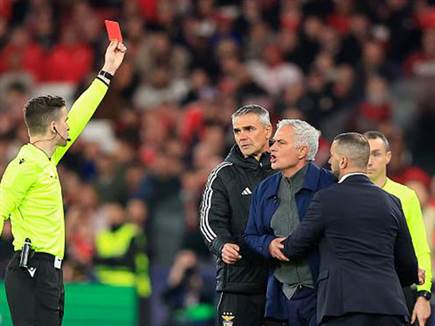 מוריניו לא יהיה בגומלין - בנפיקה תזדקק לנס (GETTY)