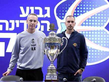 מי יניף את הגביע מחר? (אלן שיבר) (צילום: ספורט 5)