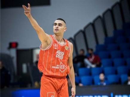 (עודד קרני) (צילום: ספורט 5)