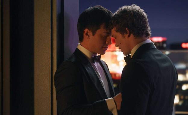 מתוך הסדרה "יריבות לוהטת"