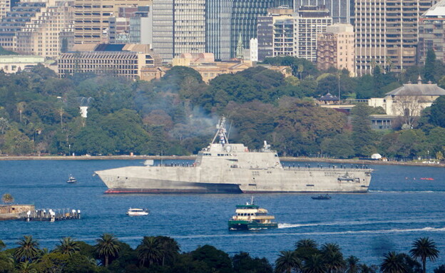 USS Canberra ספינת הקרב האמריקנית
