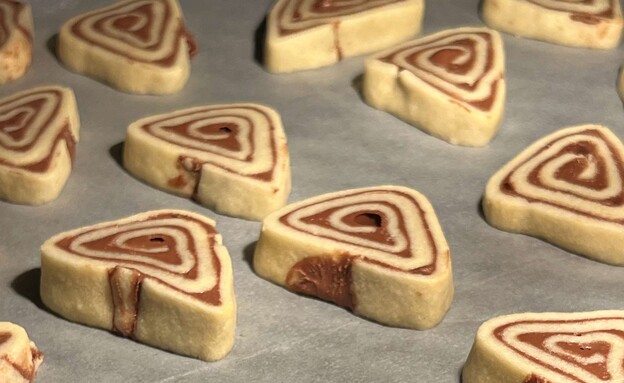 במקום אוזני המן: רולדות משולשות