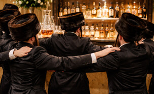 חרדים חוגגים באירוע (צילום: ChatGPT)