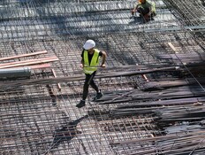 פועל בניין, אילוסטרציה