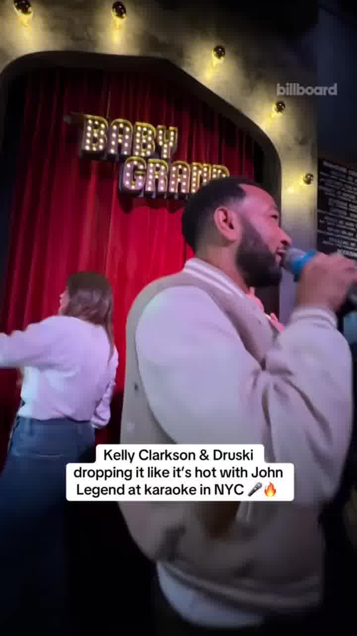 ג׳ון לג׳נד, קלי קלרקסון - ורוחו של סנופ דוג 