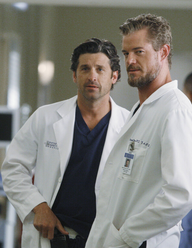 אריק דיין לצד פטריק דמפסי ב"האנטומיה של גריי"